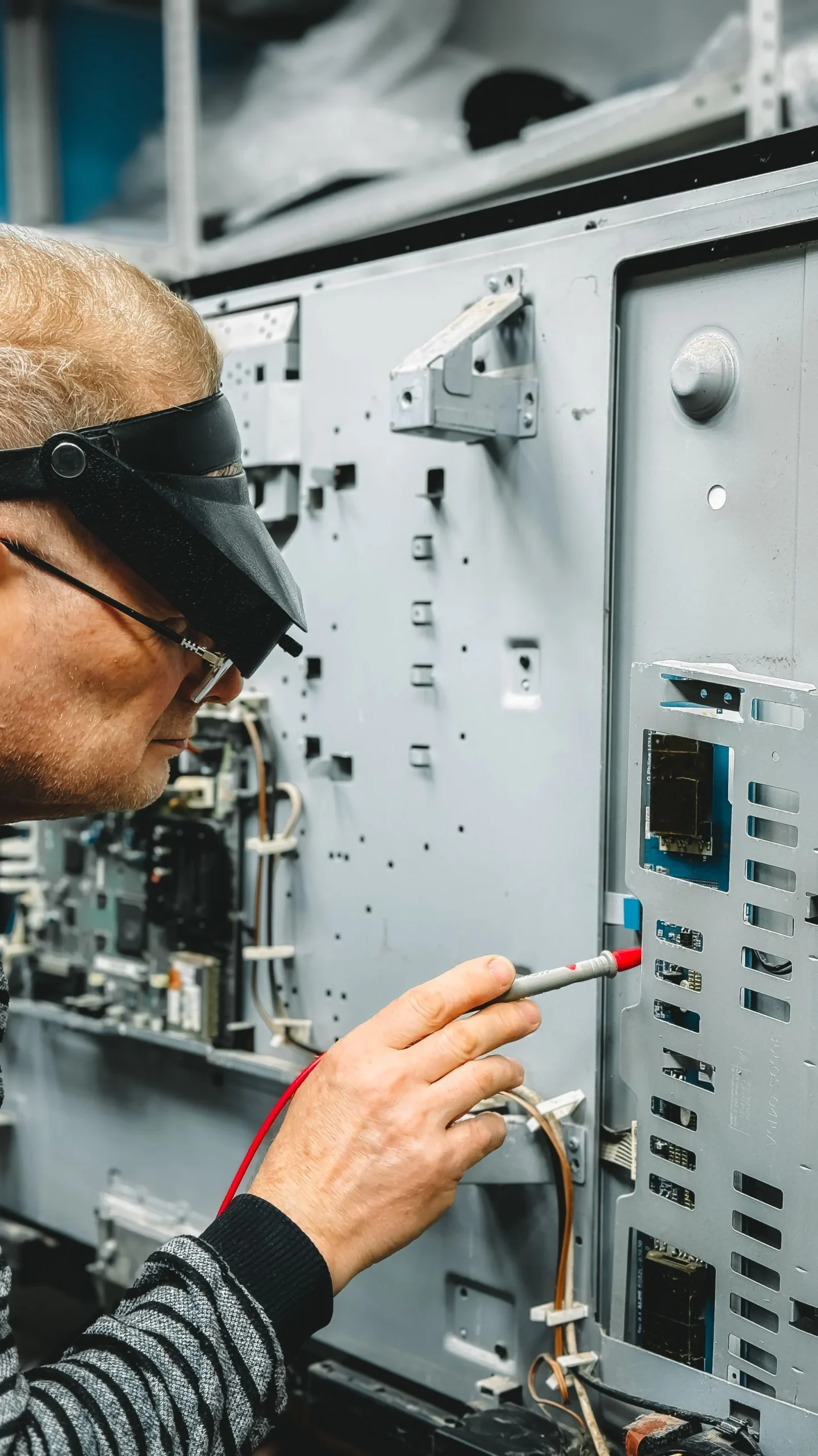 Professional commercial electrical construction and wiring - service 5