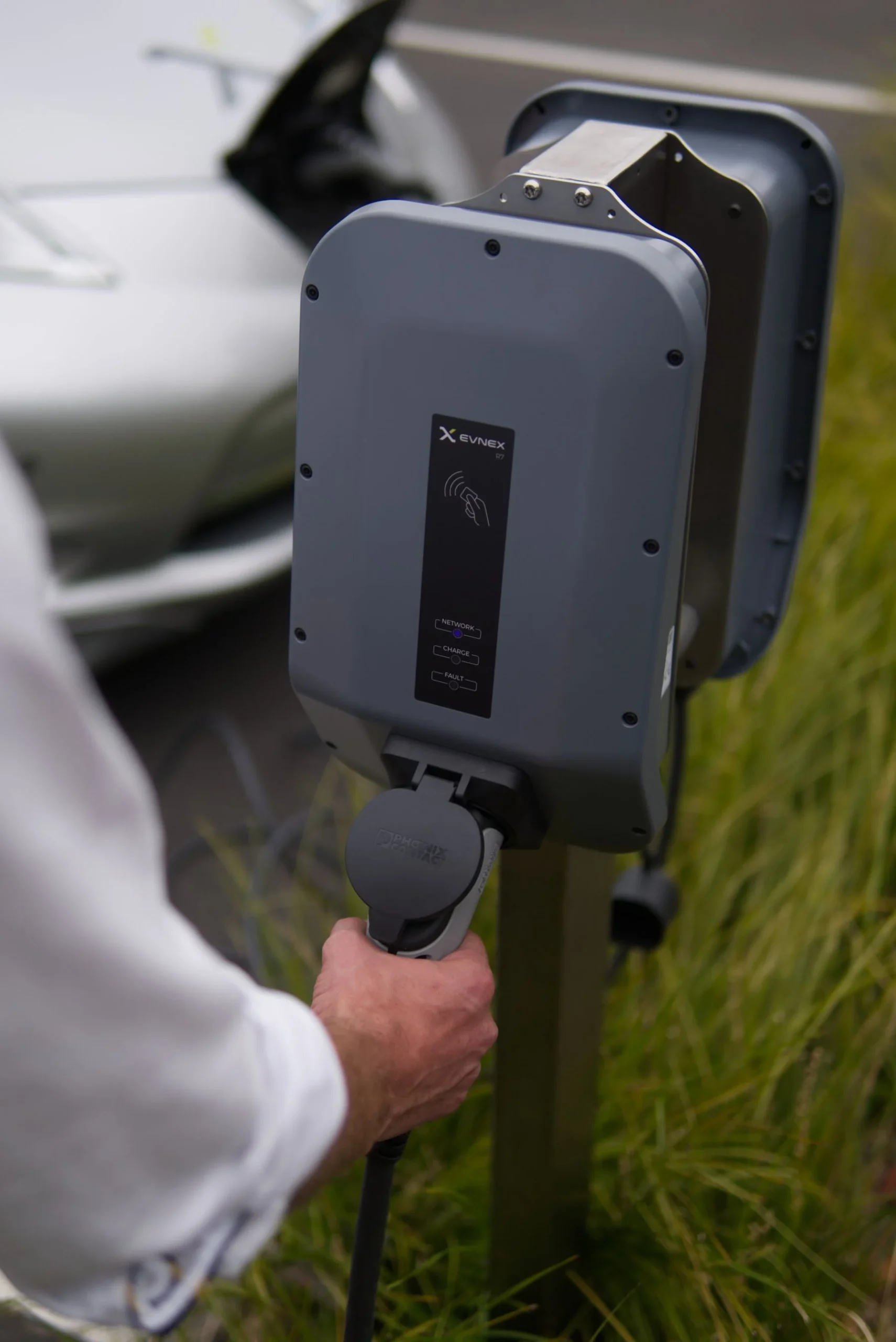 Professional electric vehicle charger installation - service 6