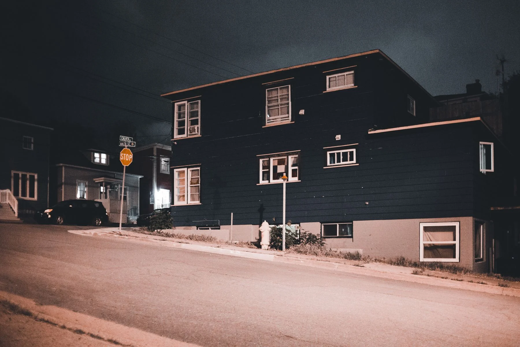 Professional exterior and soffit lighting installation - service 5